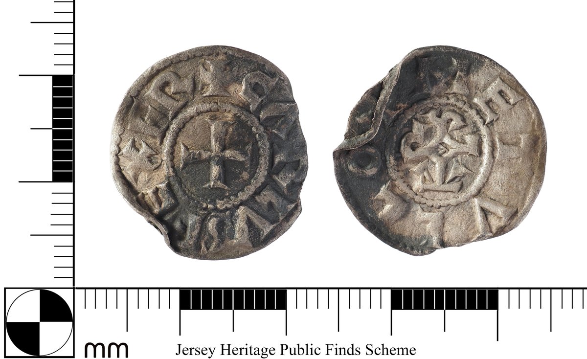 An Early Medieval silver Carolingian denier of Charlemagne (768-814) or his grandson Charles II, the Bald (840-877). Monogram/METVLLO type, mint: Melle, France. I am recording a growing number of these, and helps add to our knowledge of the period. #earlymedieval #Archaeology