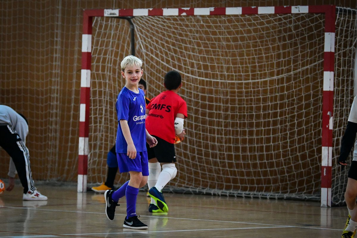 FCF_CAT's tweet photo. 🟡🔴 Entrenament amb la llista definitiva de les Seleccions Catalanes de futbol sala
🏆 Catalunya sub 16 i sub 19 continua amb la preparació
🔗 Més a https://t.co/ZF9RhrNYn8
#SeleccionsCatalanesFS #BenjamíFS #AlevíFS #AlevífemFS #InfantilFS #InfantilfemFS #Sub16FS #Sub19FS https://t.co/6voloFZ1jm