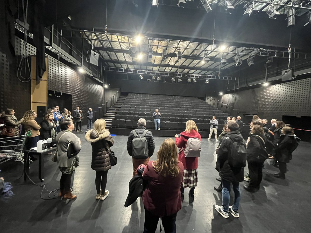 emprencat's tweet photo. 🗺️ Acabem la #MapathonCat de Girona a la Factoria Cultural Coma Cros @ViladeSalt.

🚀Gràcies per les experiències Rafael Aguilera @Forumimagina,
Francese Julia @KaveHome, 
@qgudayol @GironaNext,
@denisa0706 @blueroominn,
Georgina Coma @comastech i
@Miquel_Oliva @Fcreativacio https://t.co/Toccukxbbu