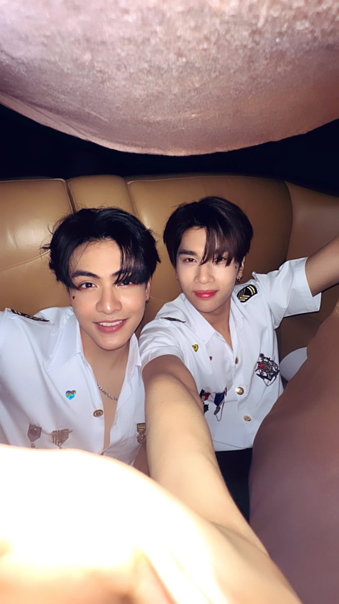 lovveerdg_'s tweet photo. 0.5 shot by joongdunk 🤍🌹@dunknatachai @ChenRcj #จุงอาเชน #dunknatachai #IMAXLaserXJoongDunk https://t.co/k7QJoHC1NW