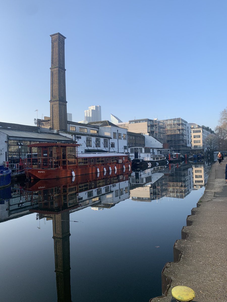 Why do some mornings just feel a bit different and extra sparkly? ✨
