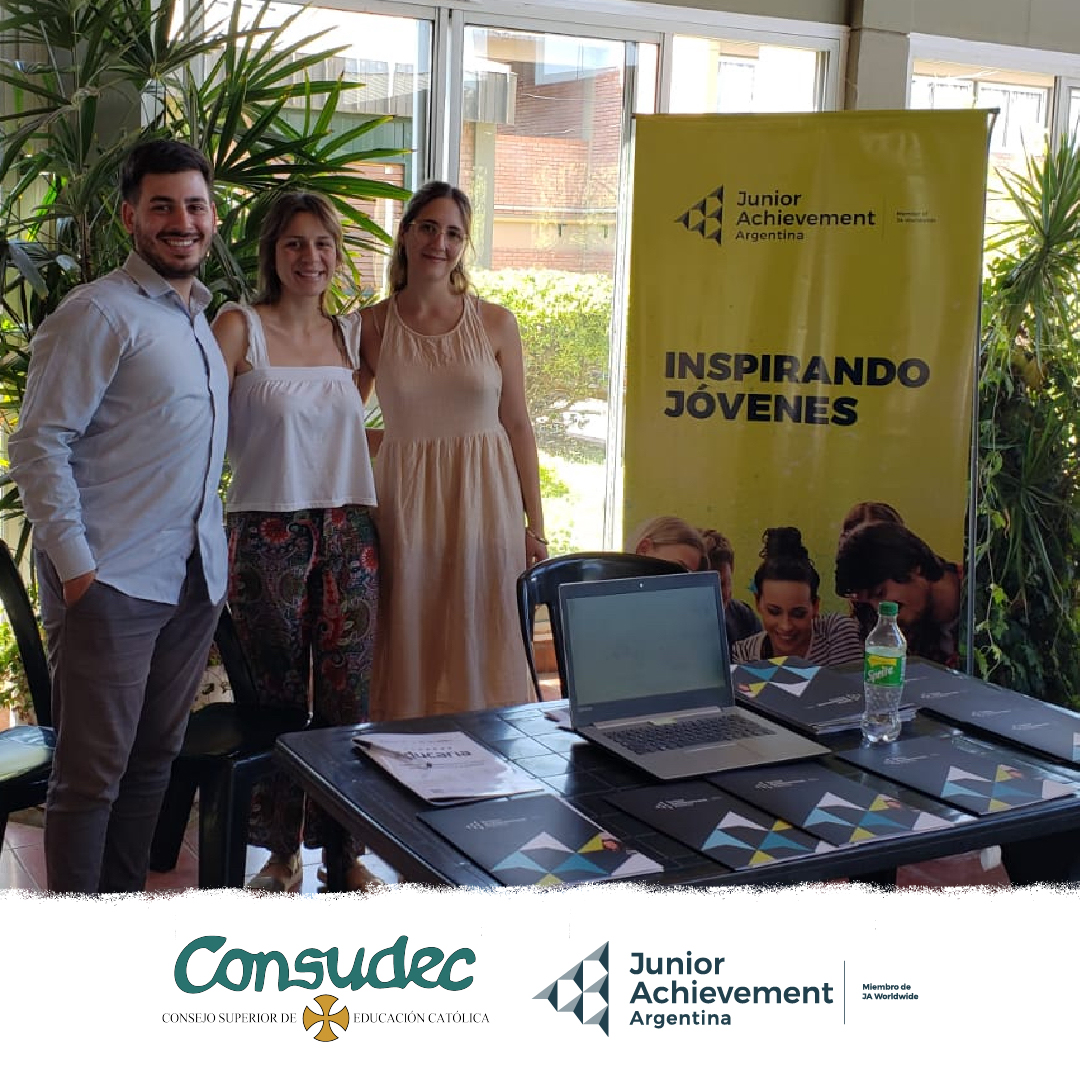juniorenarg's tweet photo. 📣 Estuvimos en #Mendoza brindando información sobre nuestras oportunidades abiertas para jóvenes en el curso de rectores del #Consudec
🔗 Revisá las fechas de los encuentros en Buenos Aires, Córdoba y Misiones e inscribirte para en las redes de @CONSUDECeduc https://t.co/hnLJ49hbTu