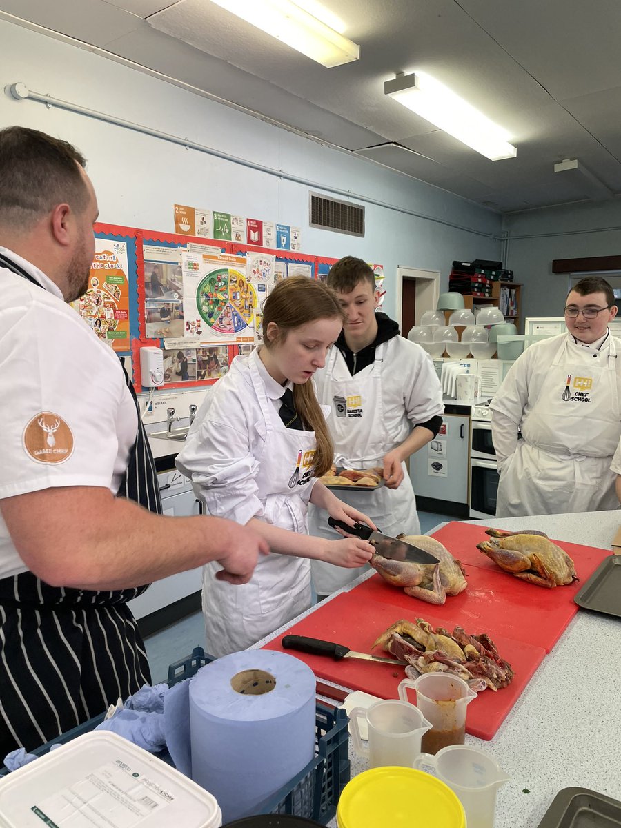 laulaulovescake's tweet photo. It was all fun & GAMEs last week for our @BraeheadFoods masterclass.
No, not scrabble but beautiful Scottish Guinea Fowl on the menu.
Food School Scotland brings young people and the best Scottish expert’s together to ignite a passion in the future of our idustry. https://t.co/zutdvH9nDh