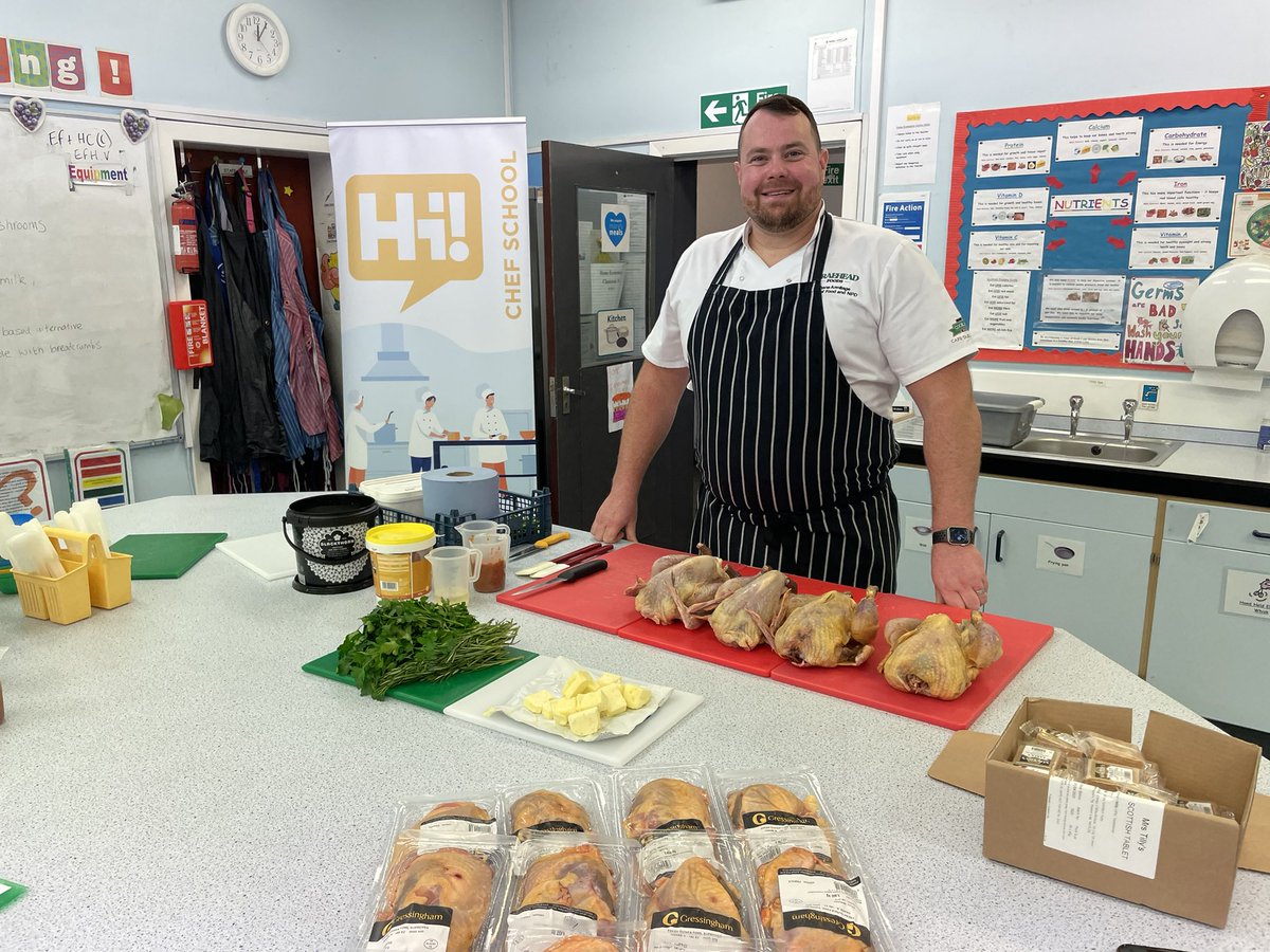 laulaulovescake's tweet photo. It was all fun & GAMEs last week for our @BraeheadFoods masterclass.
No, not scrabble but beautiful Scottish Guinea Fowl on the menu.
Food School Scotland brings young people and the best Scottish expert’s together to ignite a passion in the future of our idustry. https://t.co/zutdvH9nDh