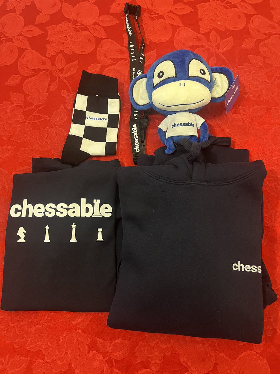 tea_gueci's tweet photo. Thank you @chessable #chessablemerch #ableplushy #loveit https://t.co/52eAolyRKI