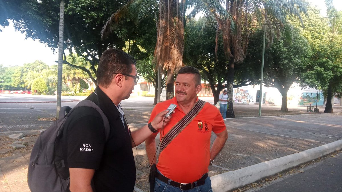 LaCarinosaNeiva's tweet photo. #AlertaNeiva 🚨 A esta hora inician las movilizaciones en Neiva para defender las iniciativas gubernamentales del presidente Gustavo Petro, como la reforma al sistema de salud, radicada en la tarde de este lunes. https://t.co/M0OHU3TONx