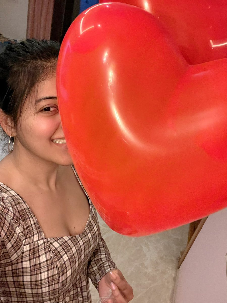 kayaldevaraj's tweet photo. #PoloDiaries #Anjali https://t.co/gMHjtUuWsz