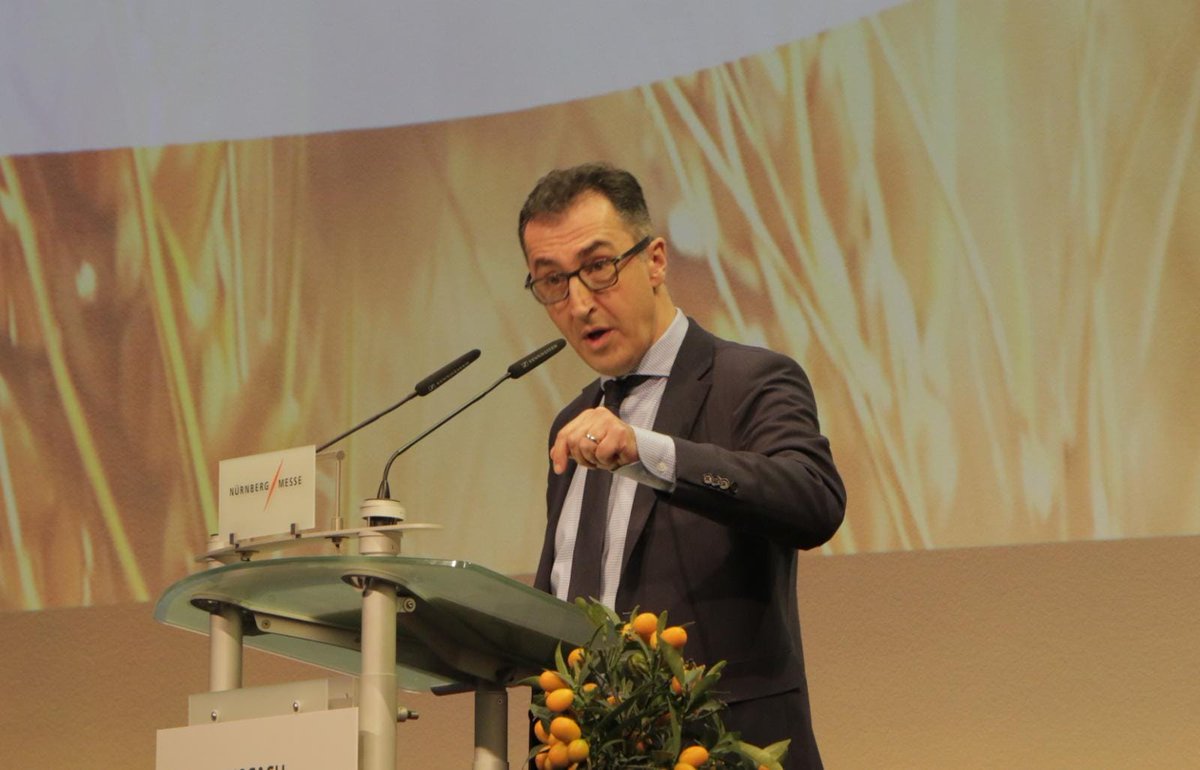 Cem Özdemir, Federal Minister of Food and Agriculture 🇩🇪: “How can we ensure our food systems are sustainable not just today, but tomorrow &amp; for future generations? #Organic is the path to address climate &amp; biodiversity crises. This is why we must achieve 30% organic by 2030.”