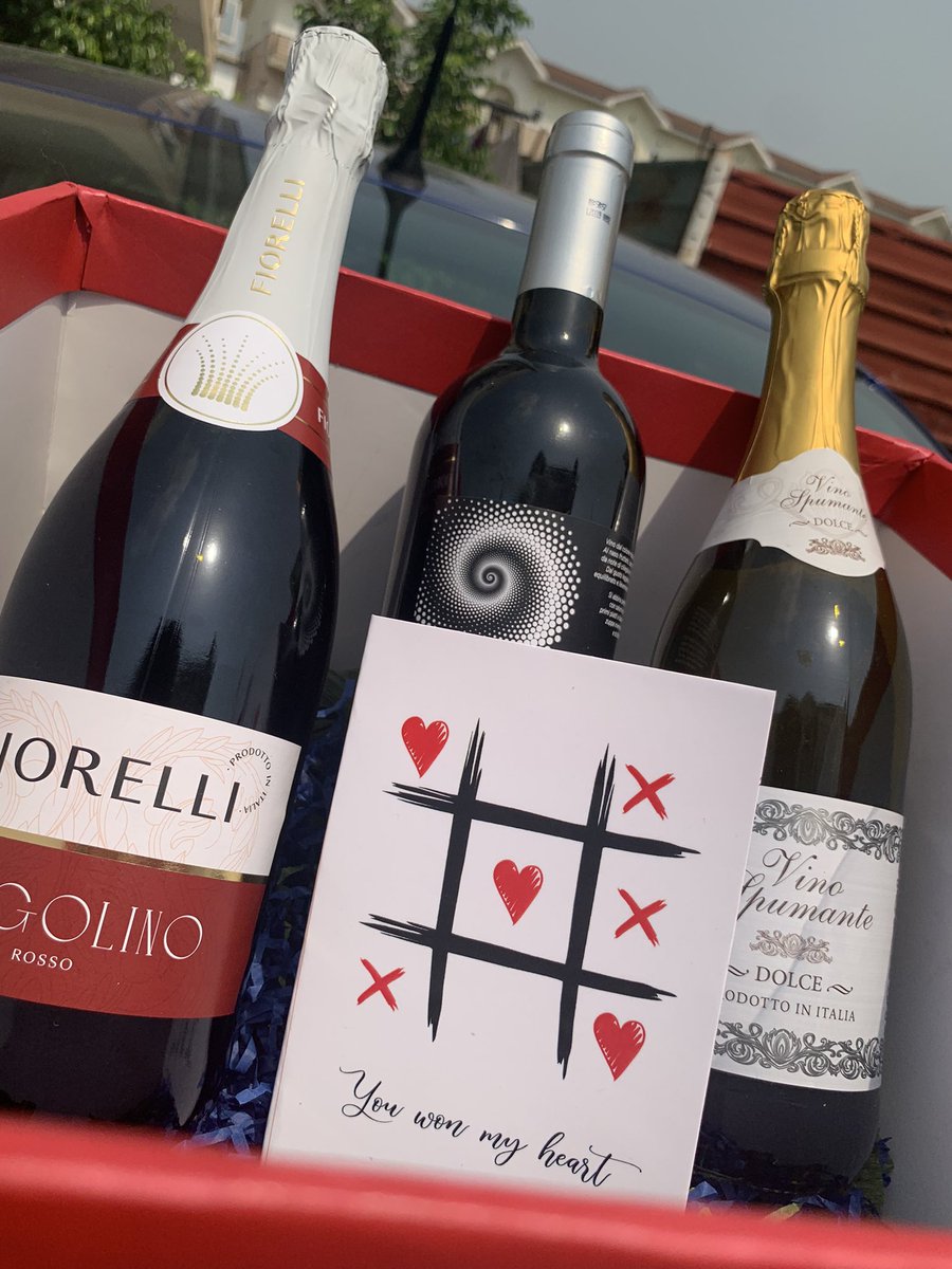 WineBoxNG's tweet photo. Happy Valentine’s Day ❤️

Click here 
https://t.co/8EsB20GZNE https://t.co/4uZvLYdqCk