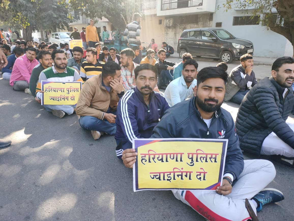 amitsha1130's tweet photo. @mlkhattar @police_haryana #Haryana_Police_Joining_Do https://t.co/DAw1SCrAFU