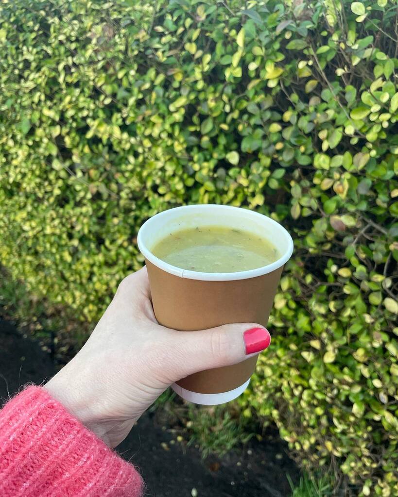 PitzPantry's tweet photo. Our favourite on-the-go lunch! 🌿 Homemade roasted potato, rosemary &amp; leek soup 😋 https://t.co/GnjZmwnUqV https://t.co/8Iizf2fDho