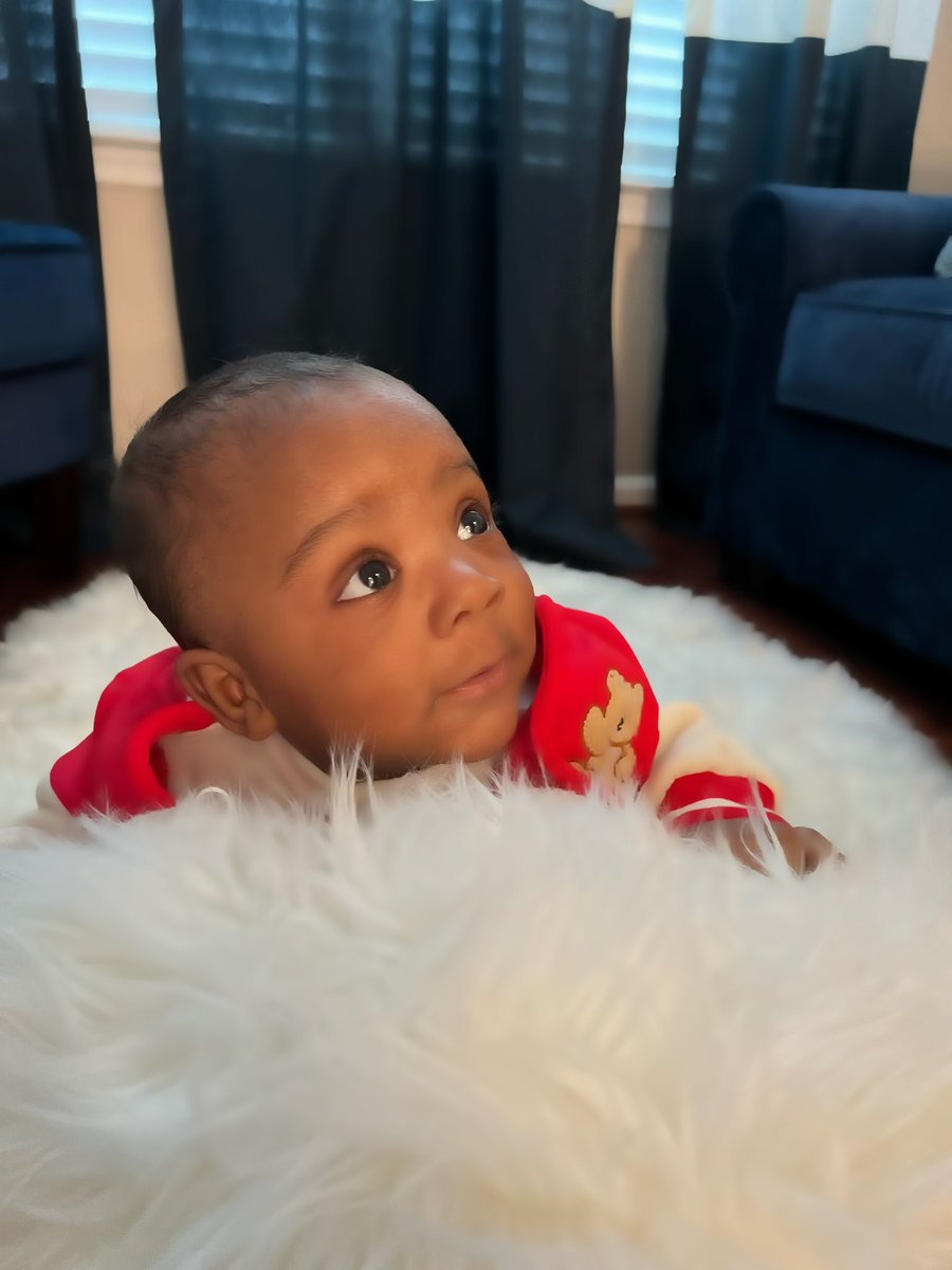 _GorgeousLEECE's tweet photo. How can Mommy snooze and miss a moment 
Dawson your just Too Important🥹🧸🫶🏼
#HappyValentinesDay❤️

*Happy 6️⃣months AGAIN poodie😭*  
#StopGrowingPLEASE🥺 https://t.co/n9oj7y1l5R