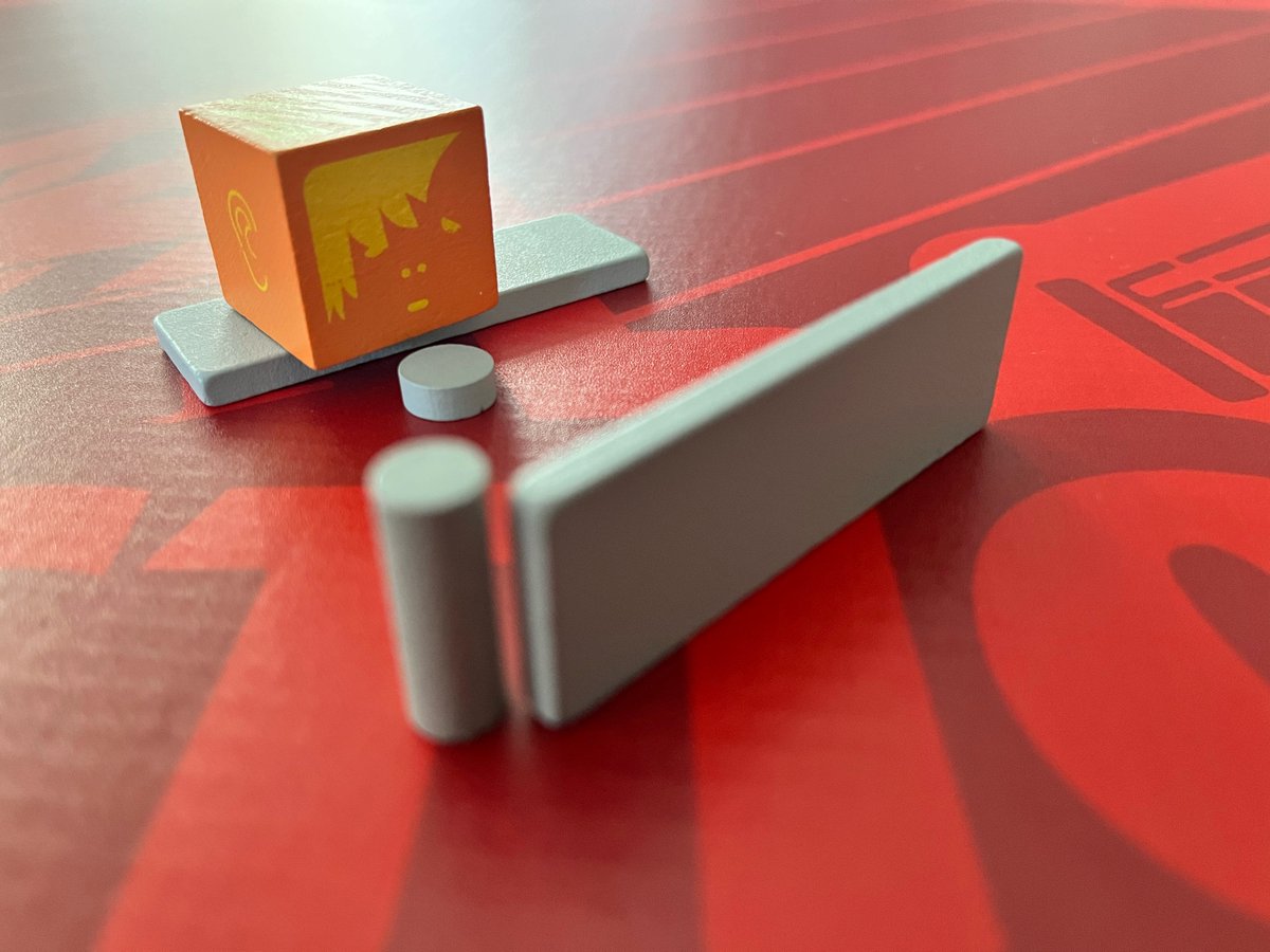 Joyeuse Saint-Valentin à toutes et à tous !
Alors ça sera plutôt en amoureux, devant le foot ou sur Hogwarts Legacy? ^^

#j2s #valentinsday #boardgames