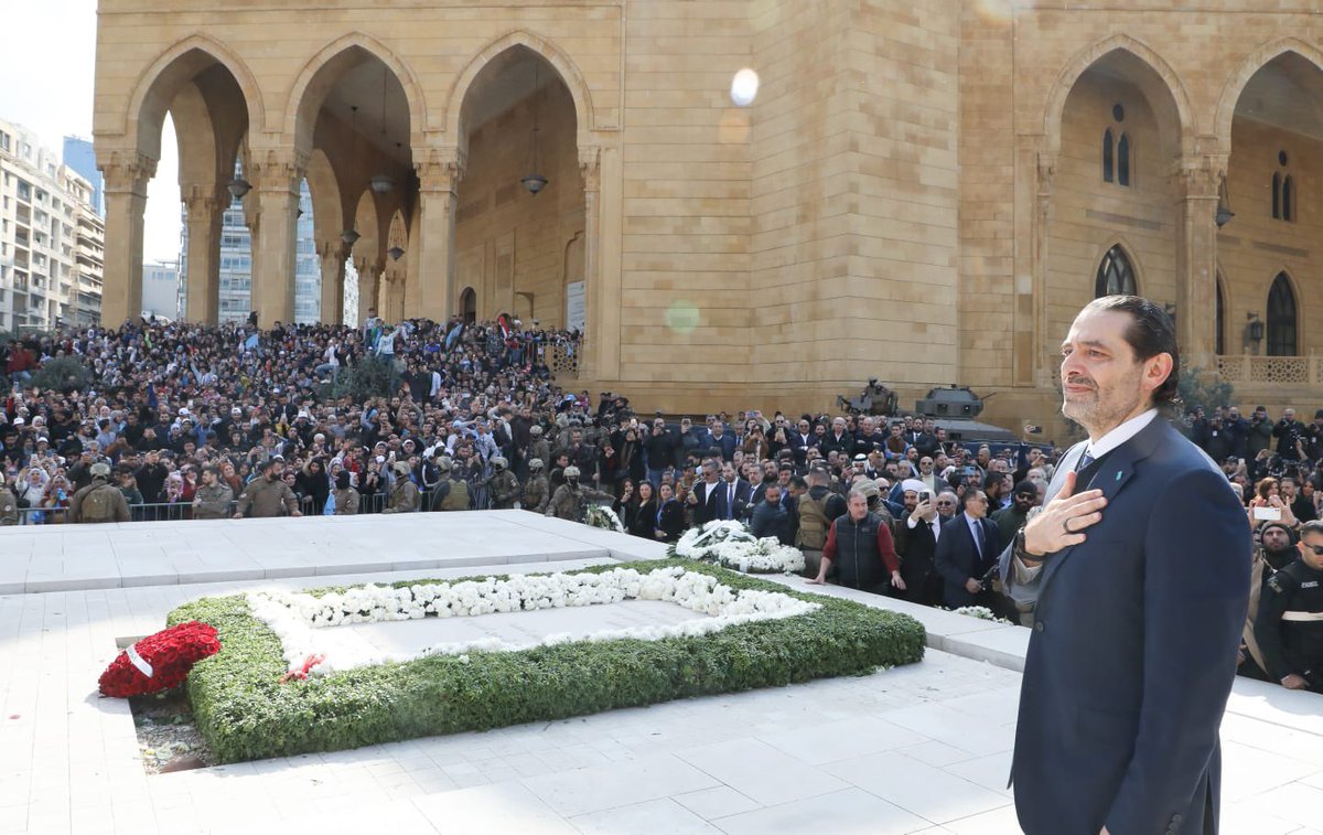 saadhariri's tweet photo. الرئيس سعد الحريري بين الحشود الشعبية شاكراً لهم عاطفتهم. https://t.co/k40hlTolAX