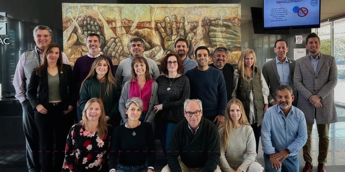 GDFE_Arg's tweet photo. 🤝 Gracias a @MottFoundation, el #GDFE fue invitado a participar de un viaje de aprendizaje en México junto a referentes de Mendoza, Neuquén, Moreno y Pergamino, para conocer en territorio el modelo de las #FundacionesComunitarias y evaluar la oportunidad de asentarlo en 🇦🇷. https://t.co/OtDqBr0nd0