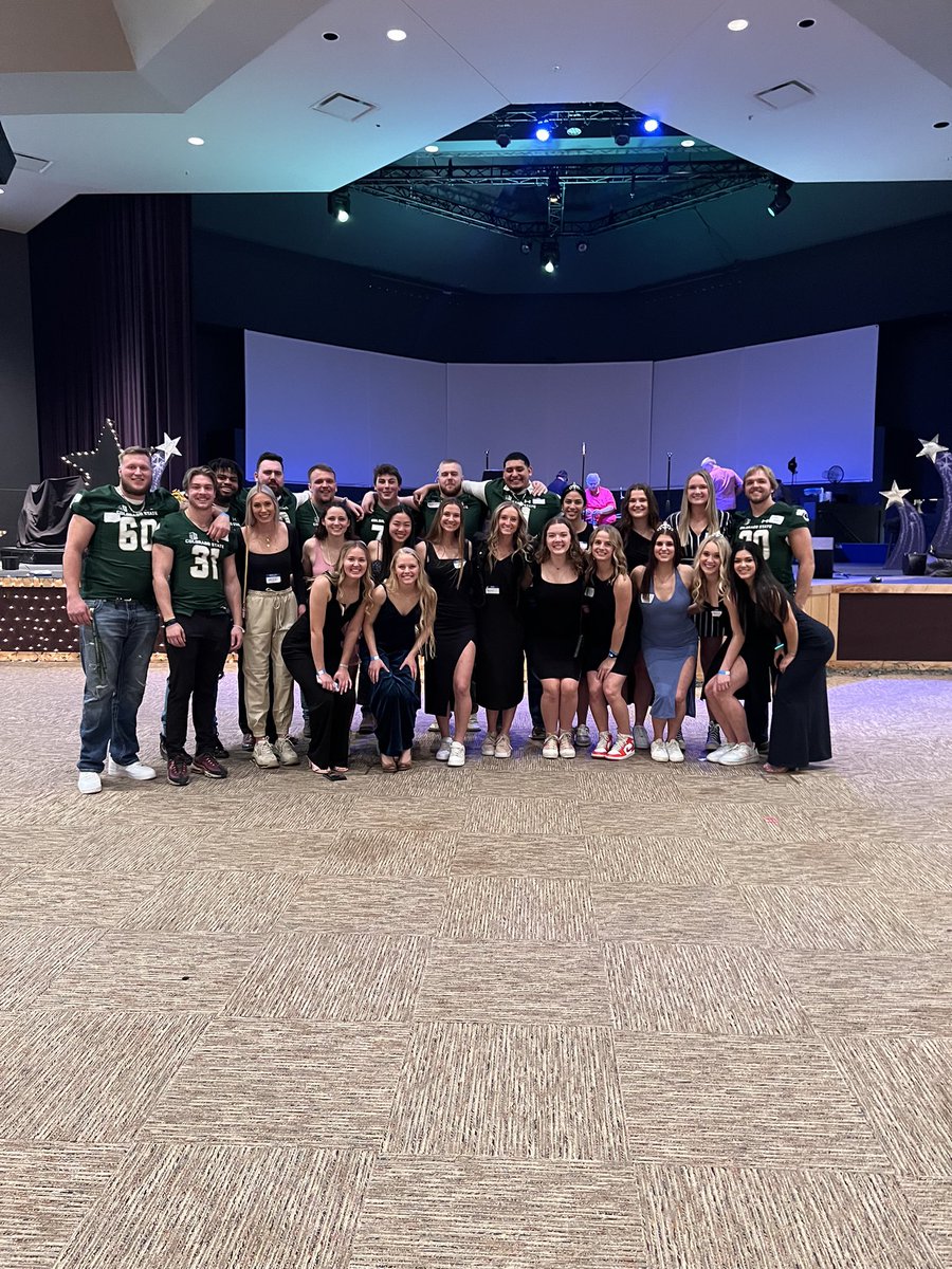 It was so great to have our Rams United group along with other CSU Athletes serve at the night to shine! They showed amazing servant hearts and loved people well! Thank you to @csufootball for allowing the guys to wear their jerseys!