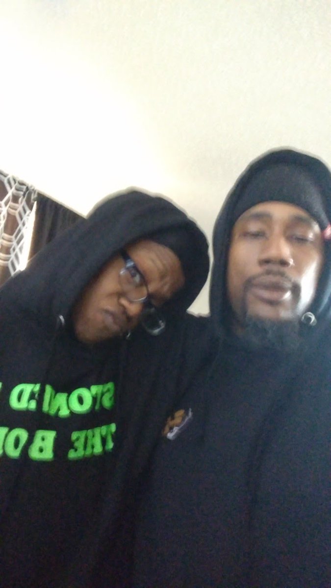 cbaconnon's tweet photo. Been together for more then 16 years😍 still going STRONGER then ever! Happy Valentine's Day Mr.Davis #gooddaydc https://t.co/UBMs9zH4I1