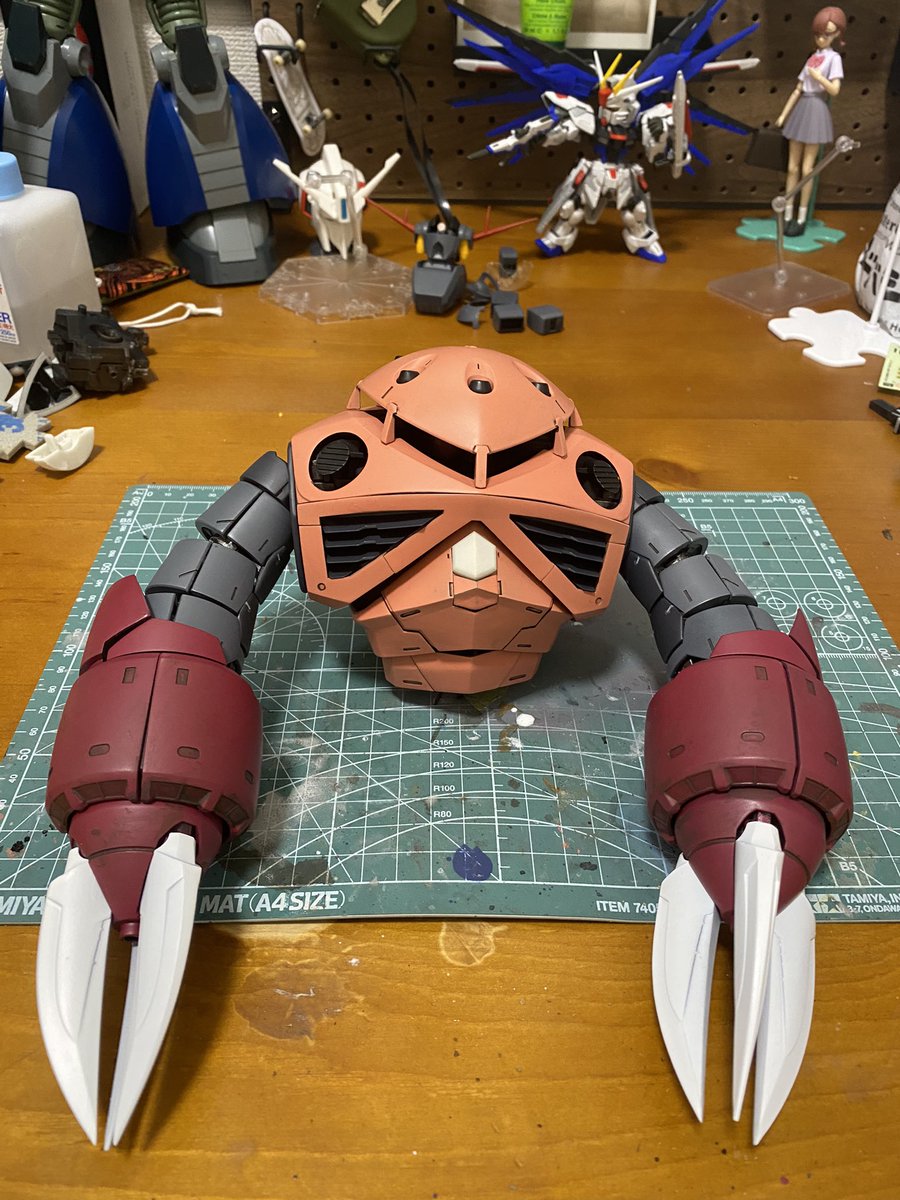 TRAVISDJJUNE's tweet photo. とにかくでかい

#ズゴック
#ガンプラ https://t.co/vyvRoH3DOb