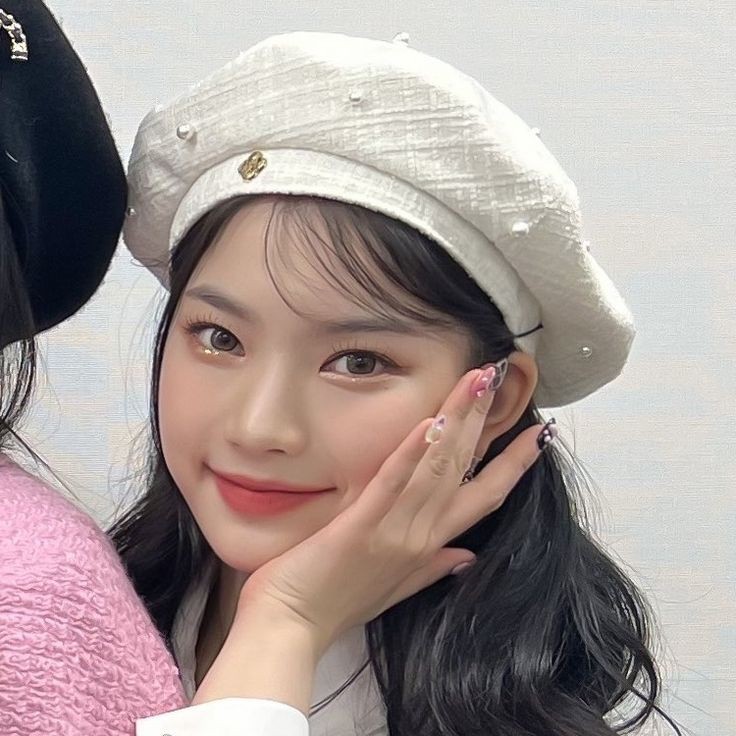 Cegtil's tweet photo. @inyeopkw smileeeey! wish me luck. ^ _______ ^ https://t.co/9IfRhhBjkp