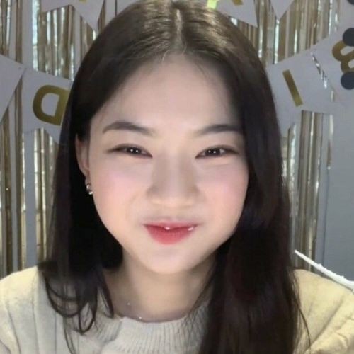 Cegtil's tweet photo. @inyeopkw smileeeey! wish me luck. ^ _______ ^ https://t.co/9IfRhhBjkp
