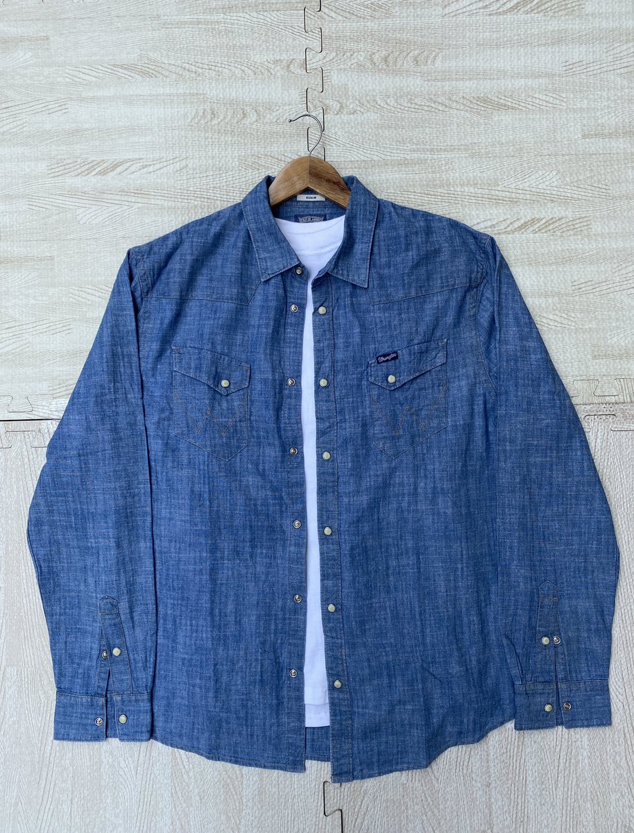 peng_shirts's tweet photo. LARGE SHIRTS AVAILABLE 🔌
1 shirt-3500N
3 shirts-10,000N
5 shirts-15,000N
Lagos,Nigeria. 
Nationwide delivery 
Kindly send a dm or a WhatsApp message to cop https://t.co/vN8qfFacIq