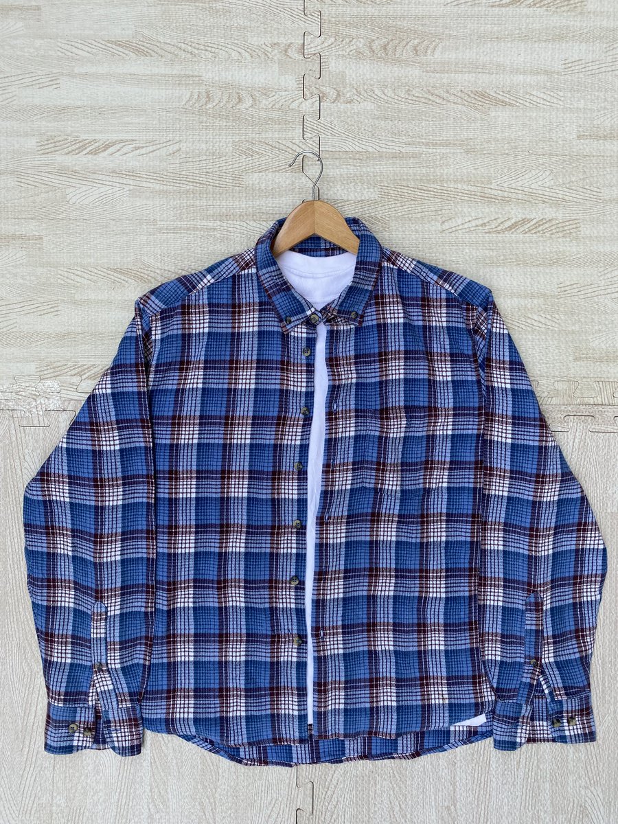 peng_shirts's tweet photo. LARGE SHIRTS AVAILABLE 🔌
1 shirt-3500N
3 shirts-10,000N
5 shirts-15,000N
Lagos,Nigeria. 
Nationwide delivery 
Kindly send a dm or a WhatsApp message to cop https://t.co/vN8qfFacIq