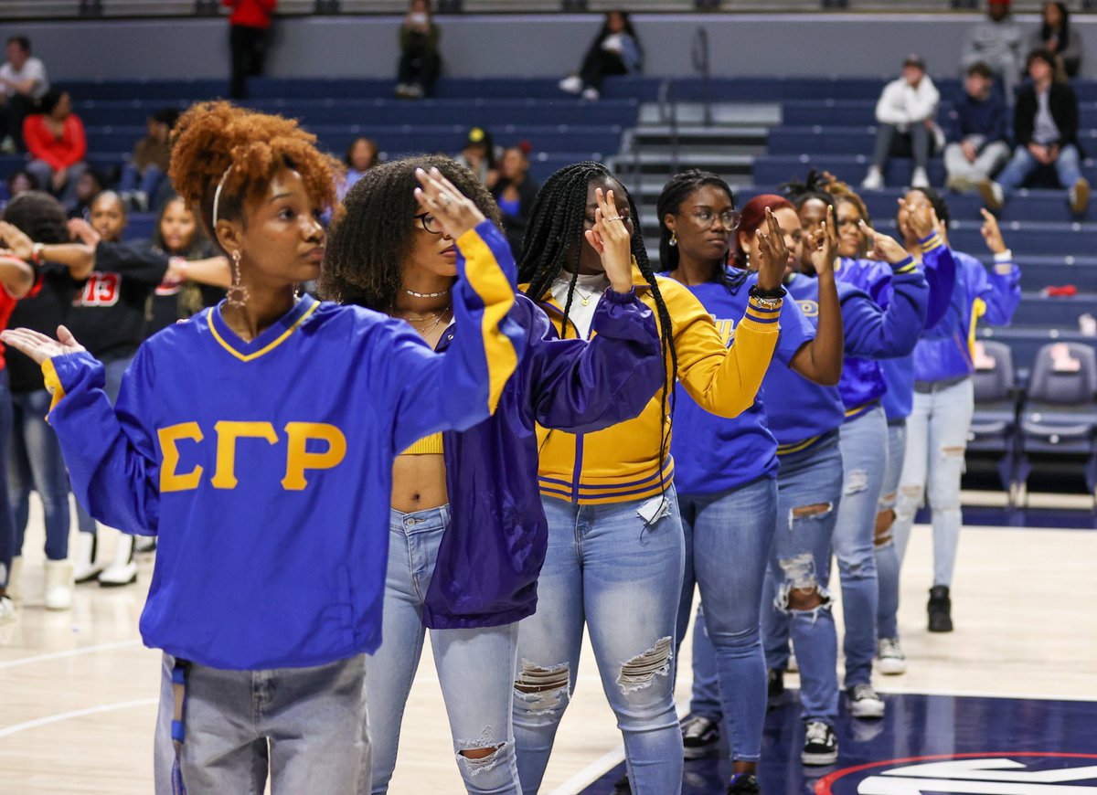 EEE-YIP my sorhors! Love y’all! <a href="/SGRho/">Sigma Gamma Rho</a> <a href="/womenofsgrho/">Women Of SGRho 💙💛</a> 💙💛