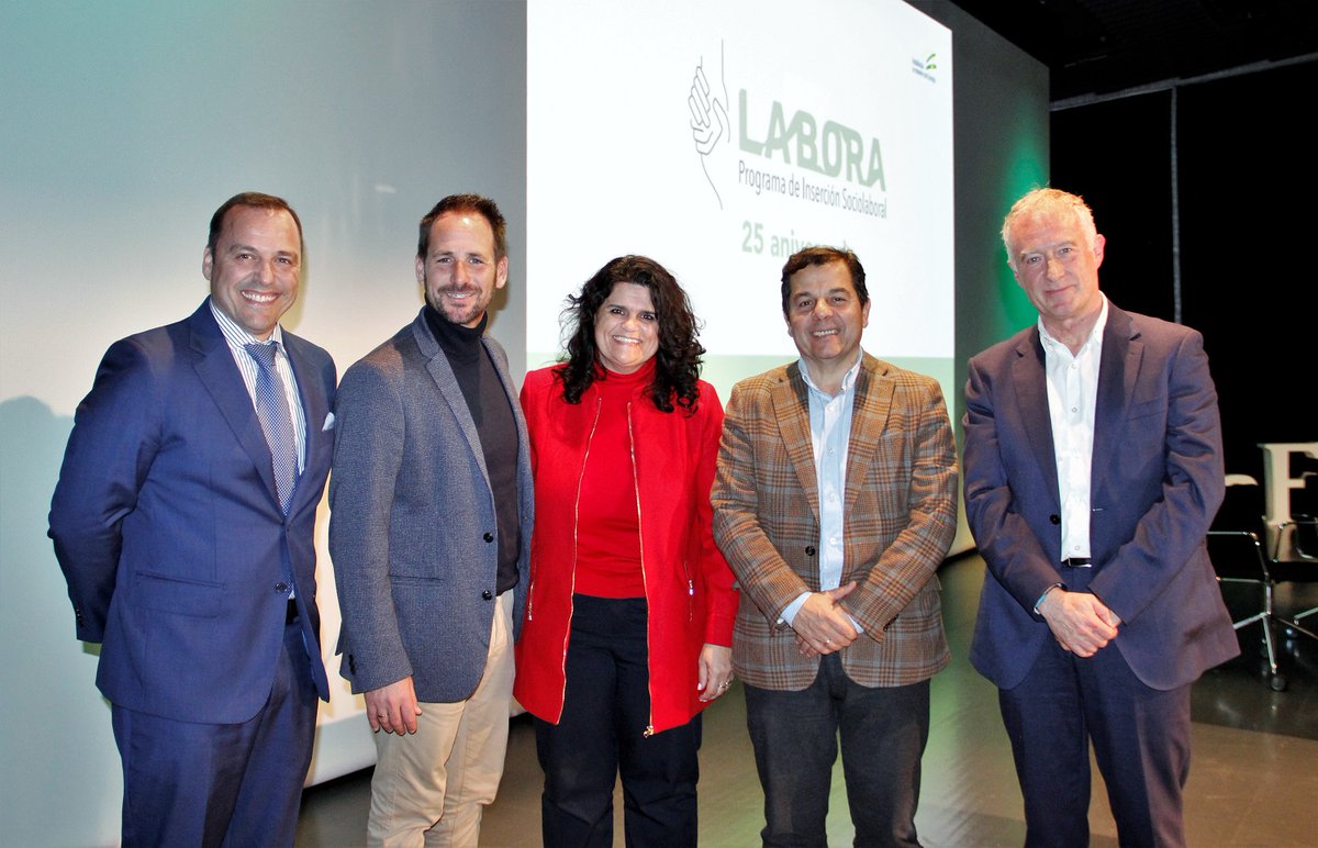 FundDiagrama's tweet photo. El #ProgramaLabora celebró su 25 aniversario con un evento para agradecer la colaboración de empresas, entidades y administraciones en la formación, asesoramiento, inserción sociolaboral y emancipación de jóvenes del Sistema de Protección de Andalucía.
https://t.co/Z5lii0WEDZ https://t.co/CPKuoLZQBK