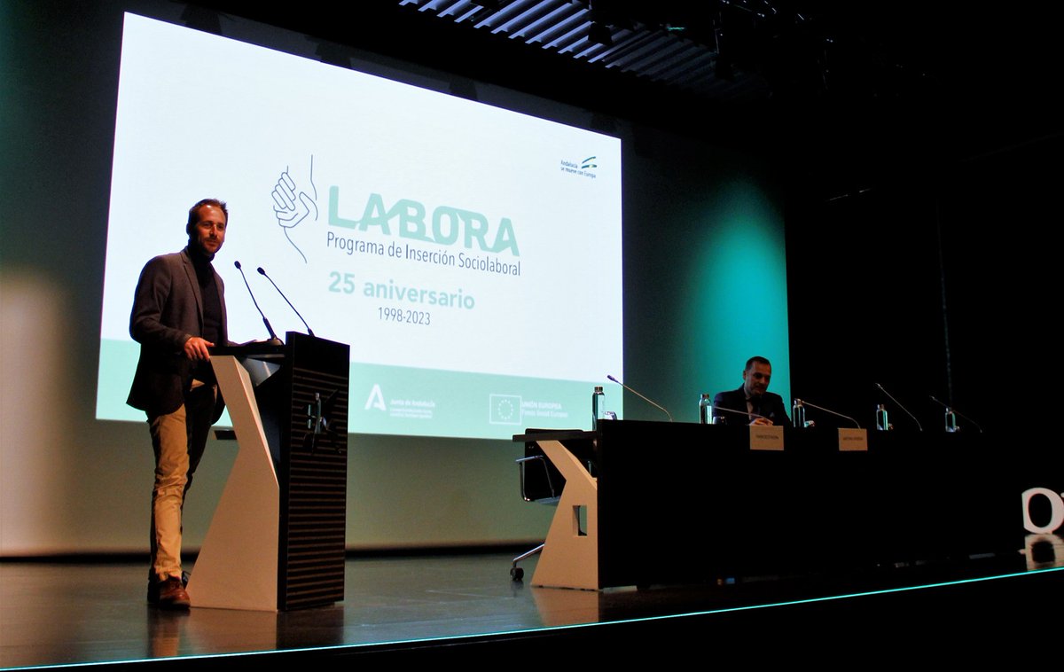 FundDiagrama's tweet photo. El #ProgramaLabora celebró su 25 aniversario con un evento para agradecer la colaboración de empresas, entidades y administraciones en la formación, asesoramiento, inserción sociolaboral y emancipación de jóvenes del Sistema de Protección de Andalucía.
https://t.co/Z5lii0WEDZ https://t.co/CPKuoLZQBK