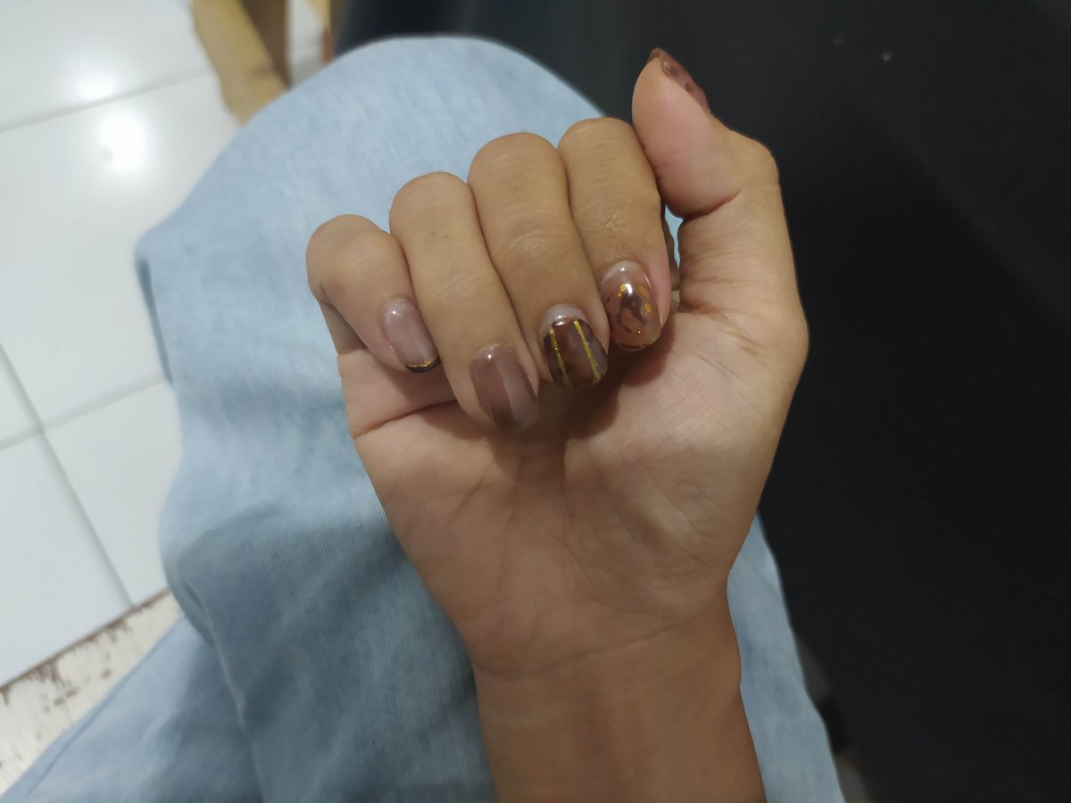 papibloo's tweet photo. Karya pertama ditangan sendiri 🤭
Sudah 2 minggu masih tahan badai https://t.co/8JIeTEwBsG