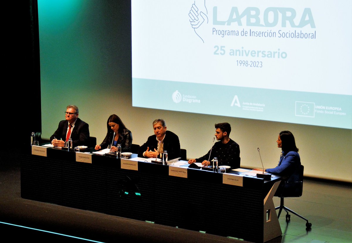 FundDiagrama's tweet photo. El #ProgramaLabora celebró su 25 aniversario con un evento para agradecer la colaboración de empresas, entidades y administraciones en la formación, asesoramiento, inserción sociolaboral y emancipación de jóvenes del Sistema de Protección de Andalucía.
https://t.co/Z5lii0WEDZ https://t.co/CPKuoLZQBK