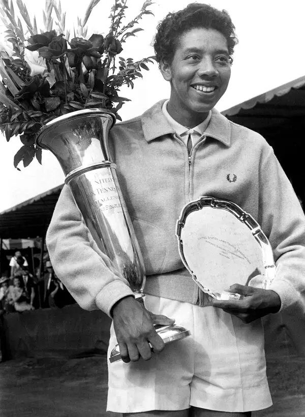 FcpsUnity's tweet photo. Althea Gibson became the first African American to compete in a pro-world tennis tour and in 1956, the first African American woman to win a Grand Slam title.
#DEIB #Forward_together #TeamFCPS #FCPSKY https://t.co/fQCZsavLfR