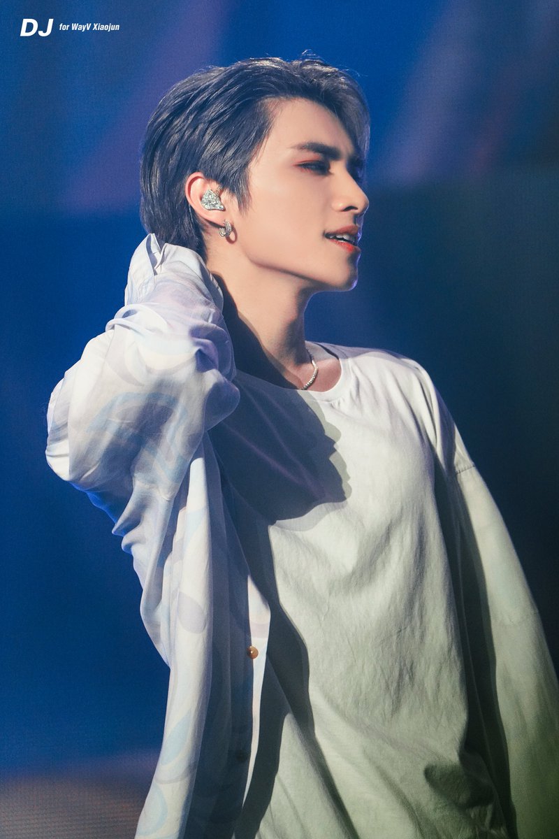 djxiaojun99's tweet photo. 230211 WayV Fanmeeting (4)
😎😎

#XIAOJUN #WayV #威神V #샤오쥔 #肖俊 @WayV_official https://t.co/NlpxVM1Bpg