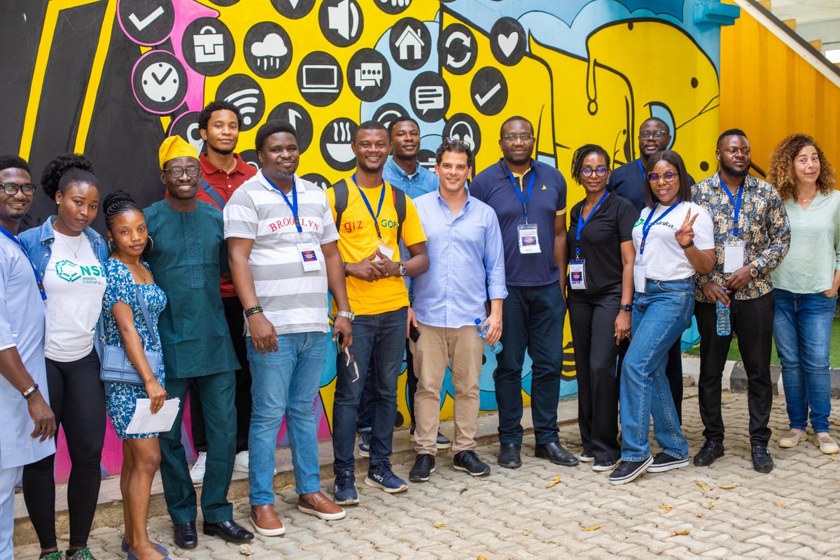 SEDIN_Nigeria's tweet photo. ...solutions, information on transportation options and trust in e-commerce payments and returns.
☀️The innovation sprint which lasted for 5 days had 29 #entrepreneurs ideate on different business problems and proffer solutions.
#LocalEconomyDevelopment #entrepreneurship https://t.co/SNkTZ26Cy7