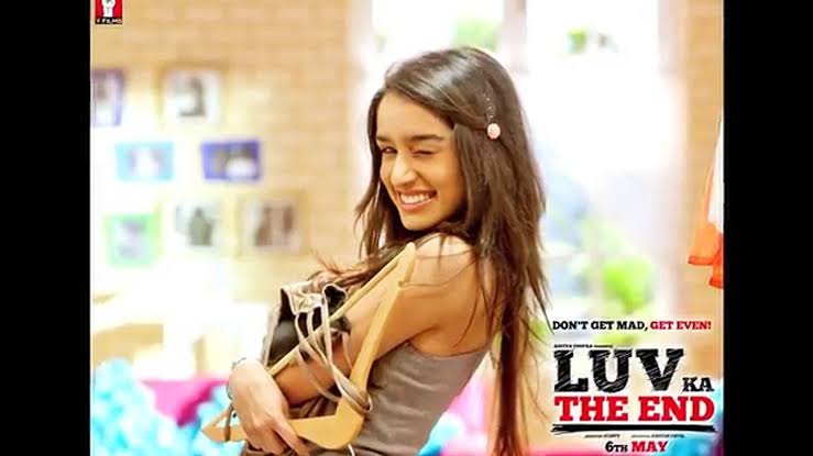 ShubhamCineGuy's tweet photo. 2 Kapoor's 2nd film.

It's DESTINY that both #RanbirKapoor &amp; #ShraddhaKapoor 2nd film in their career was with @yrf [Both romcom:#BachnaAeHaseeno &amp; #LuvKaTheEnd ]

Now the mischievous pair unite for the 1st time with #TuJhoothiMainMakkaar 

Directed by #LuvRanjan https://t.co/LE0FT2cnTE
