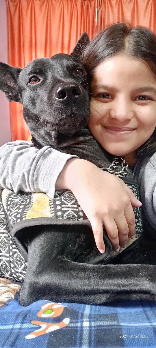 ShikshaSinha's tweet photo. @realmeIndia #realme10Pro5GCocaColaEdition #CheersToRealLove #Contest https://t.co/TnmY5awrQ1