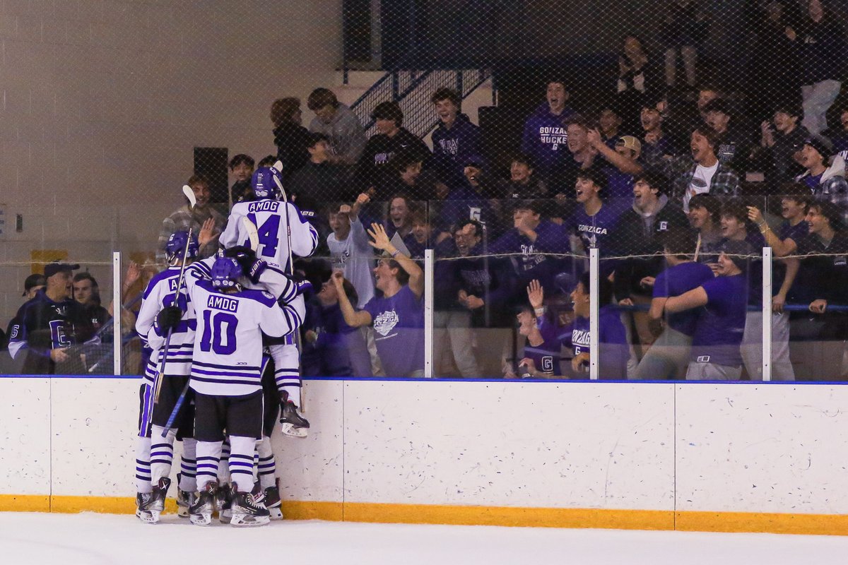 GonzagaSports's tweet photo. 🦅🏒| WCAC Playoff Hockey Begins Tonight! 

#HailGonzaga #EaglesFlyHigh #AMDG https://t.co/FCJKFJQ56x
