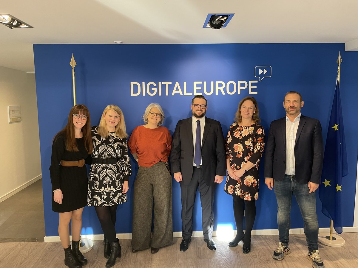 dianemievis's tweet image. Great meeting @DIGITALEUROPE team, and EU stakeholders today to discuss @CiscoNetAcad initiatives for #EUYearofSkills2023, #StartIT #Cisco4Ukraine and Cisco-Randstad #BridgetoPossible partnership with @armand_leblois Read more here: blogs.cisco.com/gov/cisco-trai…