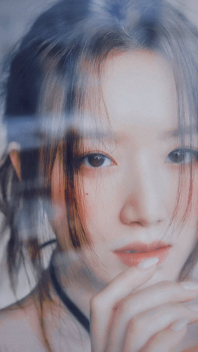 Shu0106_'s tweet photo. 🫧🍃
#SHUHUA #슈화 #舒華 #GIDLE #여자아이들 https://t.co/n071ry66eW