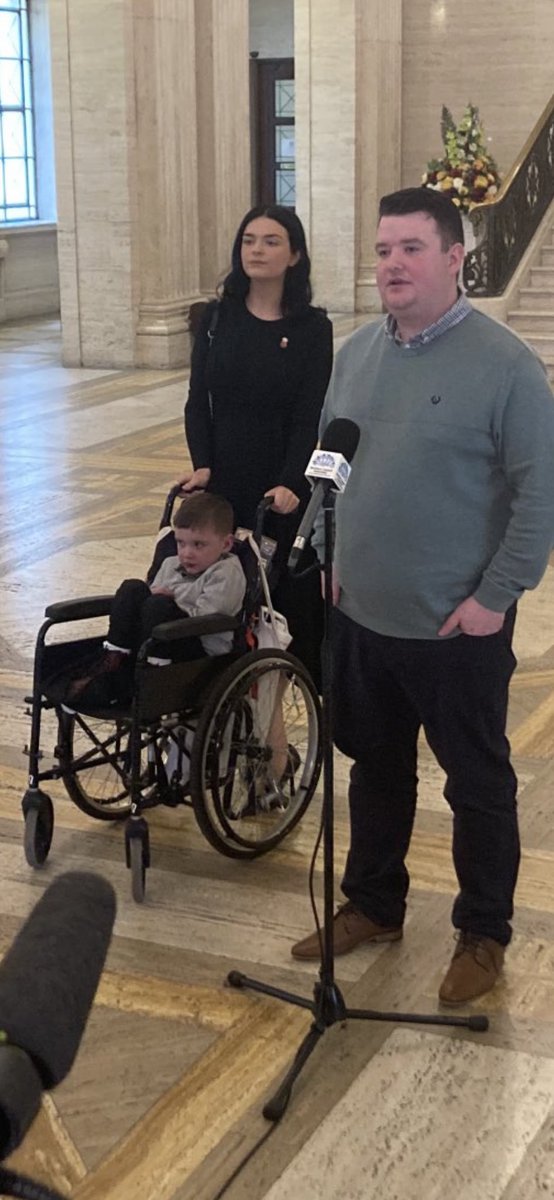 joanne_sansome's tweet photo. Today broken politics, broke the heart of N. Ireland…💔 we need to get better, to have better… for all @chhcalling 💪💜✊ #LetsBeginTogetherWeCan #RelationshipsAreKey #ThisCanNotContinue #PeopleMatter https://t.co/Z5BqhhxDnk