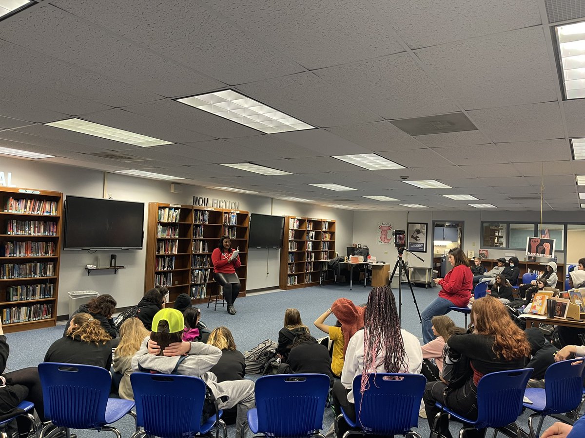 Love the <a href="/westvikings/">West Vikings</a> tradition of our Black History Month read-in! Thanks for reading to us this morning, @NikkiCrtr! <a href="/melitaj2/">melita walker</a>