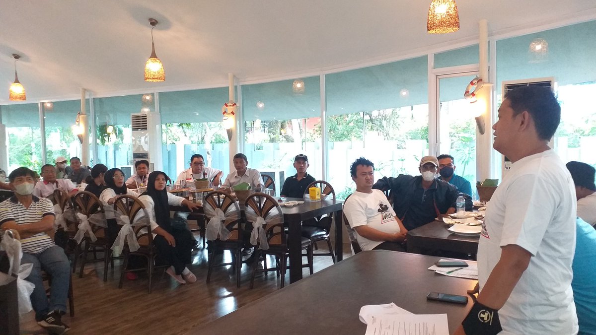 Jepri_SIP's tweet photo. Perjalanan ini mengajarkan arti sebuah keselarasan

#BersamaJokowi mengambil langkah cepat menuju #IndonesiaMaju https://t.co/07C4eHhrlN