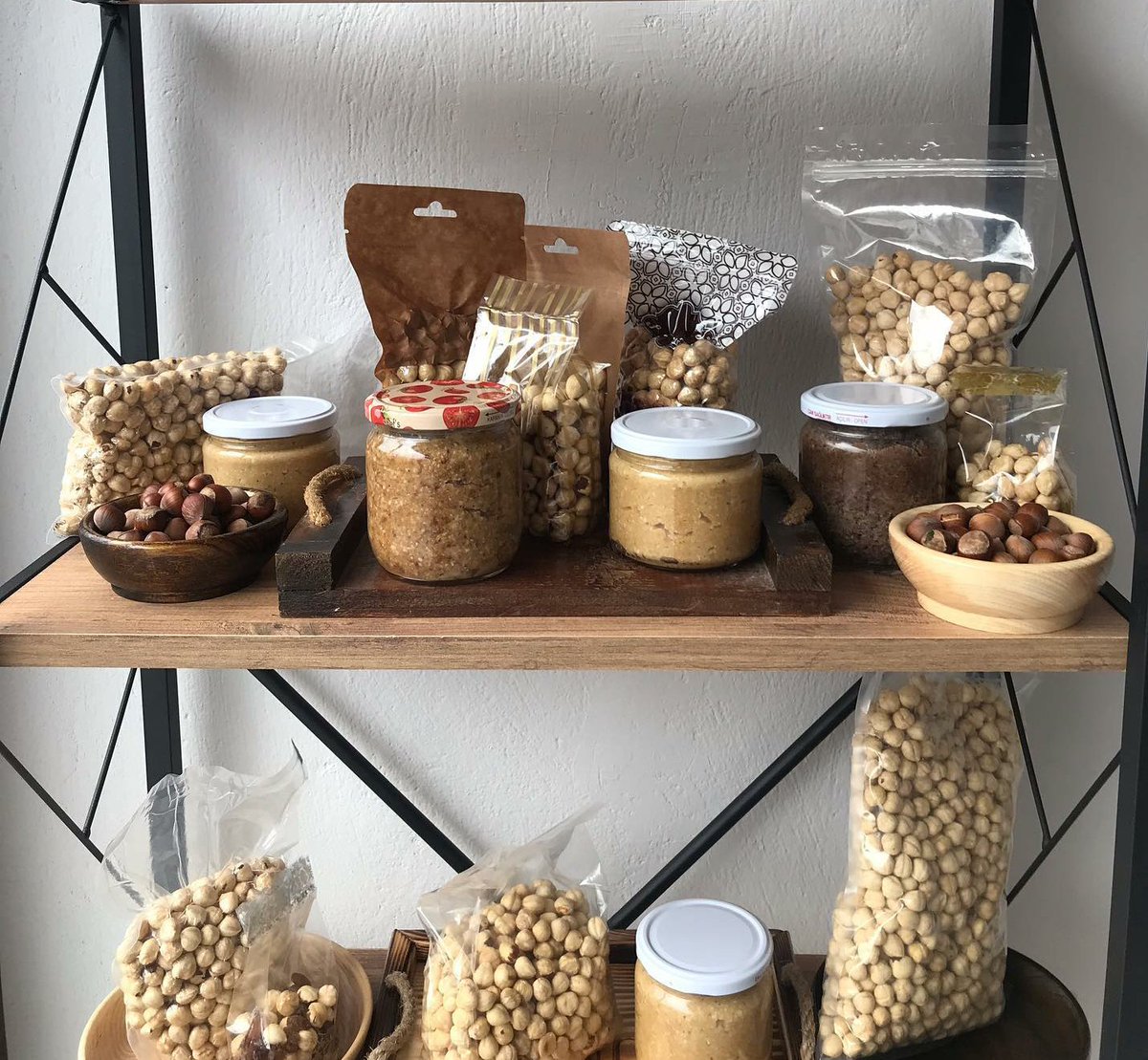 HazelnutStore tweet picture