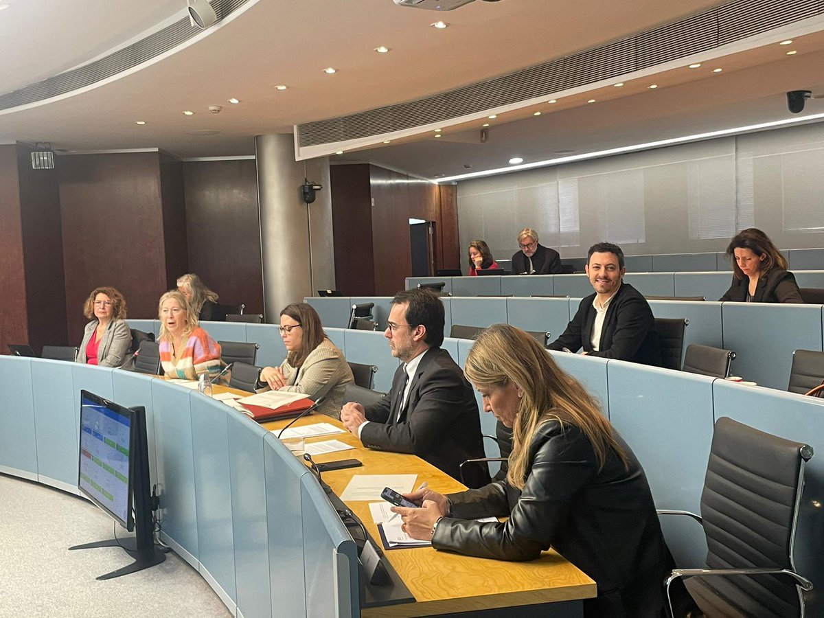neusmunte's tweet photo. A la Comissió de Drets Socials, Cultura i Esports d’avui @JuntsxCatBCN aconseguim:
✔️que el govern municipal,tot escoltant les demandes de diverses direccions i AFA, inclogui adscripcions transitòries en aquelles escoles de primària que han perdut centres adscrits de secundària https://t.co/pQnrCg4TQ3