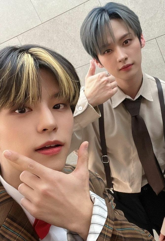 ⠀⠀ ⠀        ⠀ㅤ     ⠀⠀⠀⠀⠀⠀
⠀⠀
           ﹫rdanieltuazon 
            sns update   
            2023 / 2 / 14 ˶˶ 09:51 PM
            location disabled
            ❛❛ happy valentines milo. 🤍
   
⠀⠀⠀