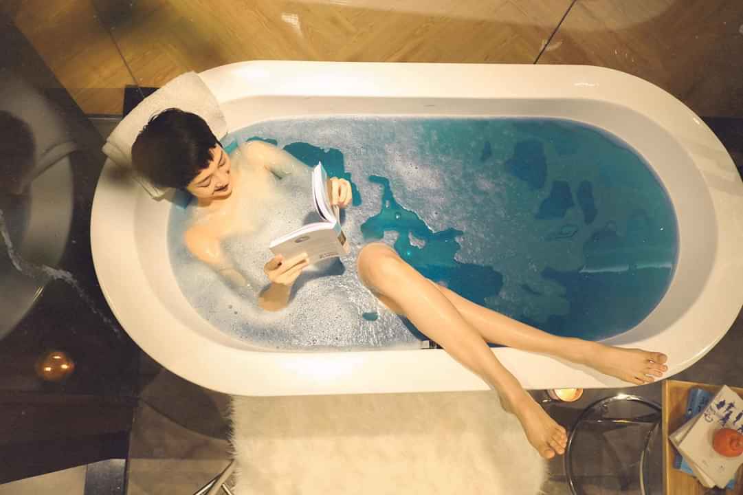 TranMan52281875's tweet photo. Bồn Tắm 1,7m Bồn tắm massage Daros HT-38 #massage #sauna #Ronaldo #Mesi #mufc #ManCity #ManchesterUnited #แพทริค #OVNIS #ValentinesDay #bontam #bontammassage #sướng #thay #myhouseidea #interior #interiors #stablecoin #Bitcoin #ghostblade
View: https://t.co/nNg7QUN6p3 https://t.co/WfDowOXLp5