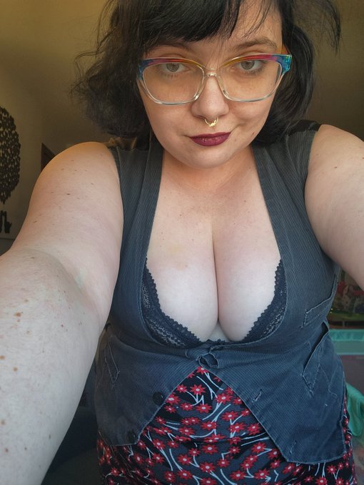 Join my https://t.co/UTFGOGmy5p for a special valentine's gift 🎁  discounted sub 😈  today and tomorrow<a href="/tag/modeling"class="tags"><span>#modeling</span></a><a href="/tag/instagramdown"class="tags"><span>#instagramdown</span></a><a href="/tag/onlyfans"class="tags"><span>#onlyfans</span></a><a href="/tag/onlyfansg"class="tags"><span>#onlyfansg</span></a>