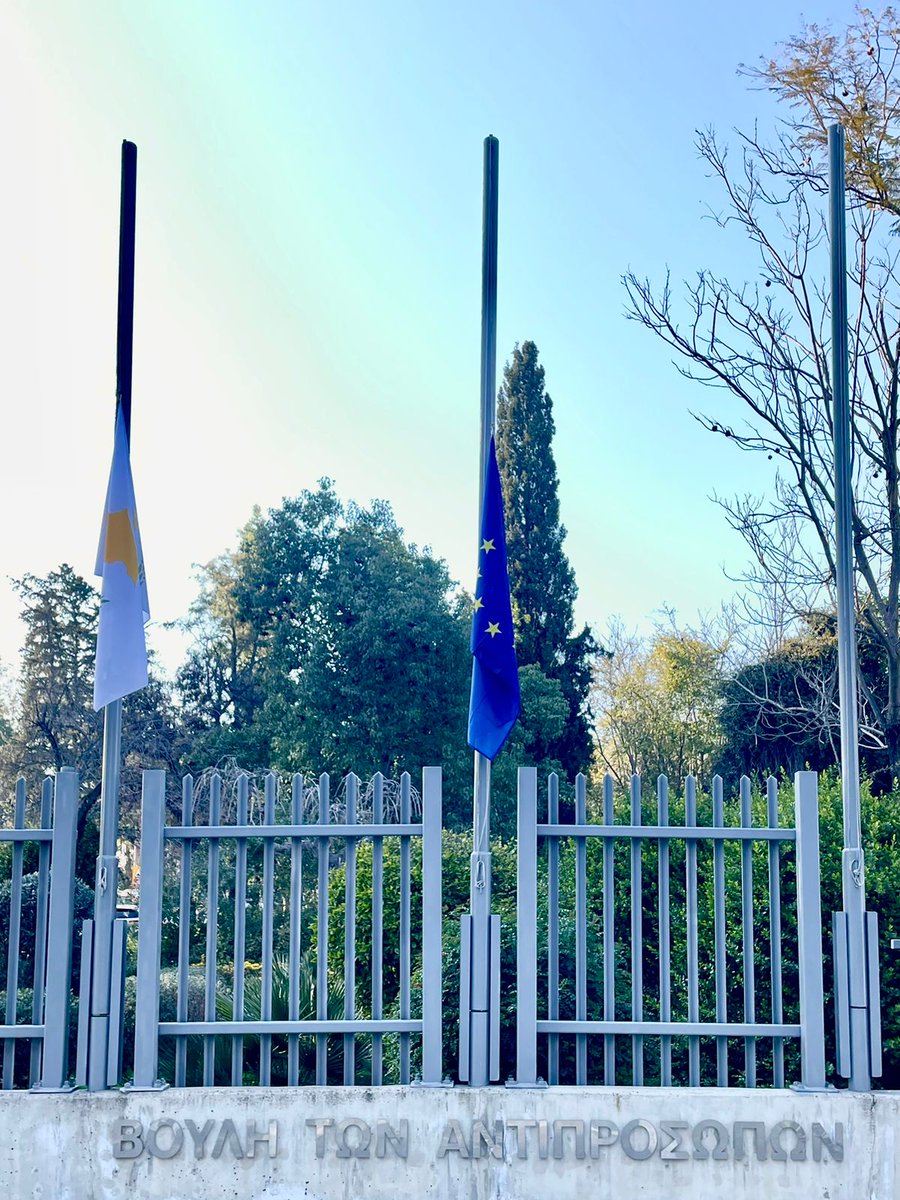 CYParliament's tweet image. Συγκλονισμός και οδύνη για τον αδόκητο χαμό των Τουρκοκυπρίων συμπατριωτών μας στους πρόσφατους φονικούς σεισμούς. Εκ μέρους όλων των μελών της Βουλής, ειλικρινή συλλυπητήρια στους οικείους των θυμάτων για την τραγική απώλεια των αγαπημένων τους.