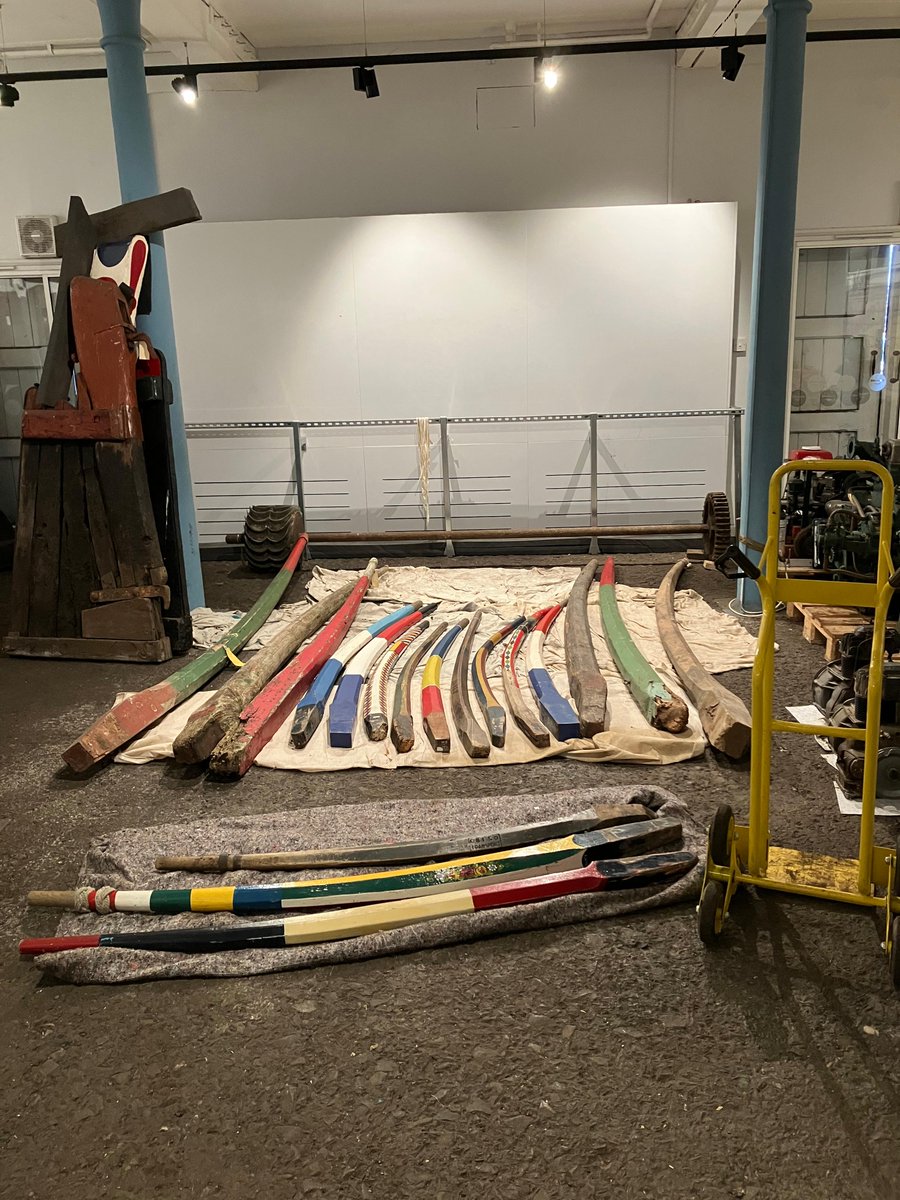 NWMuseum's tweet photo. Last week the collections team designed a way to display a variety of tiller arms for the open store. The tallest tiller arm is about 3.5 meters tall and has only just fitted into the area!
#NationalWaterwaysMuseum #EllesmerePort #Collections #IslandWarehouse #OpenStore https://t.co/chPp86ccMN