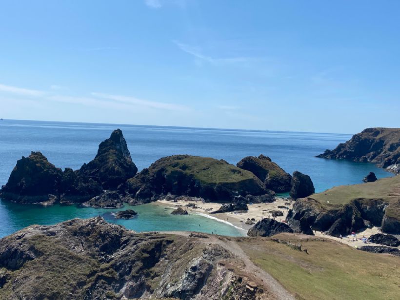adifferentv's tweet photo. With staycations set to soar again in 2023, we set out to break down exactly why people are preferring UK holidays and what the attractions sector can do to capitalise on this. 

Discover what's driving the trend and how you can make the most of it: https://t.co/Fjh4SOZUUy https://t.co/jtUkaDgAVG